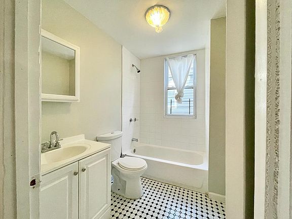 2nd image of 799 S 12th St #2A