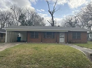 516 E South St, Opelousas, LA 70570