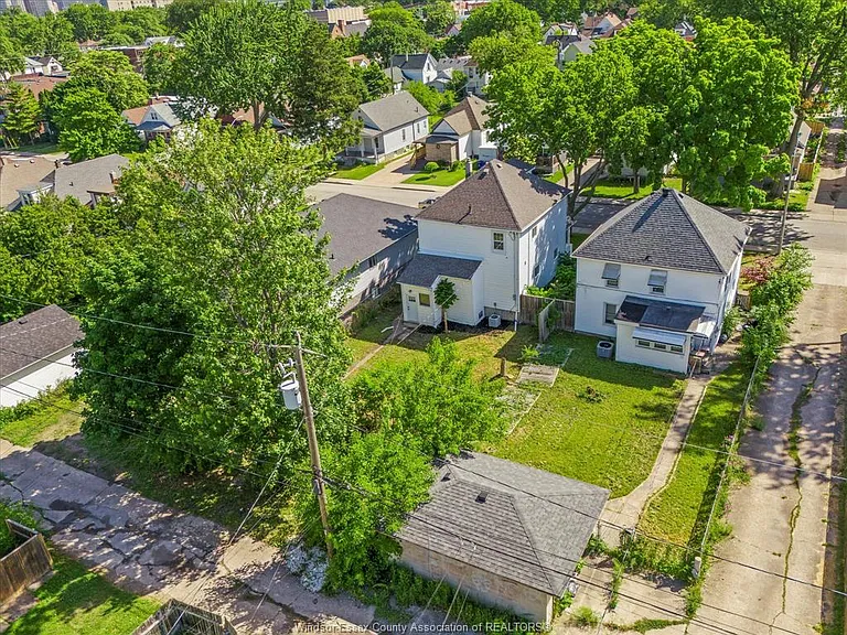371 Curry Ave — Photo 41