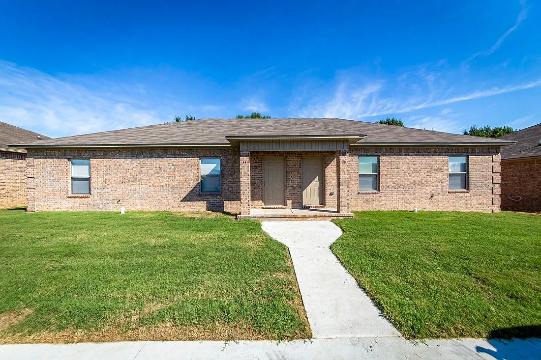 49 Sundown Dr — Photo 1