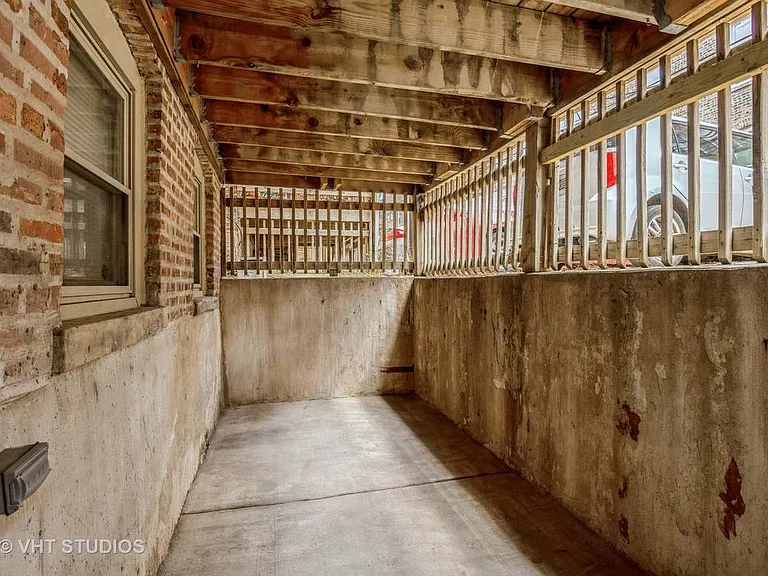 833 W Lawrence Ave #G — Photo 16