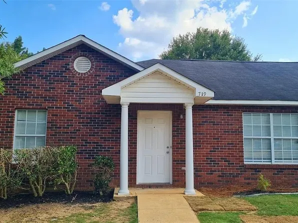 719 Ethan Ln, Auburn, AL 36832