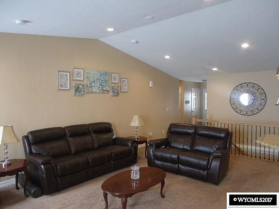 2nd image of 320 Sheep Creek Dr