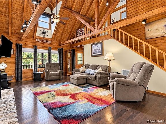 3rd image of 418 Timberlane Rd