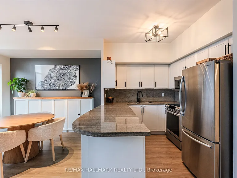 39 Parliament St #916 — Photo 13