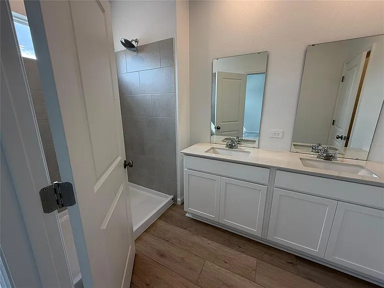 5151 Loyalty Dr — Photo 17