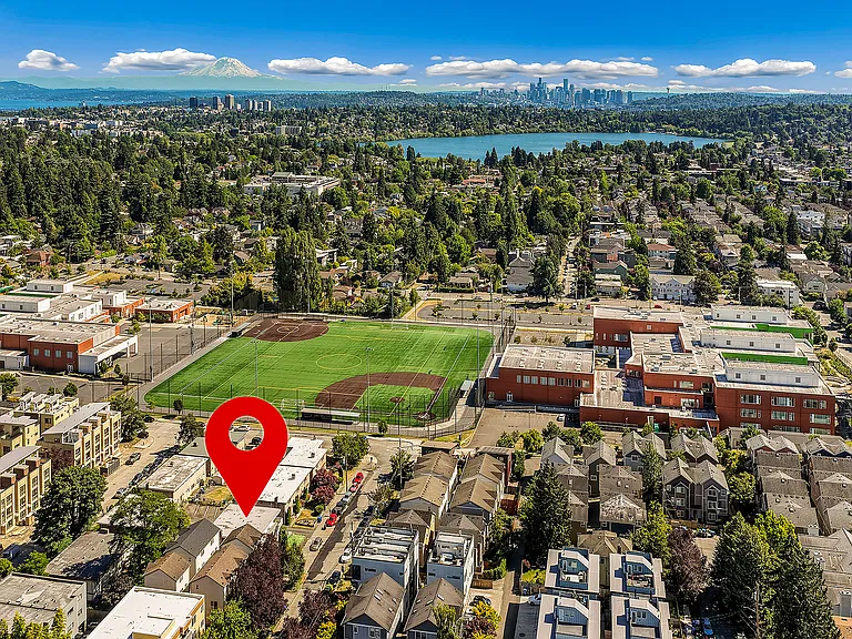 Superb location! Notice Green Lake in the distance, just a 0.8-mile walk away.