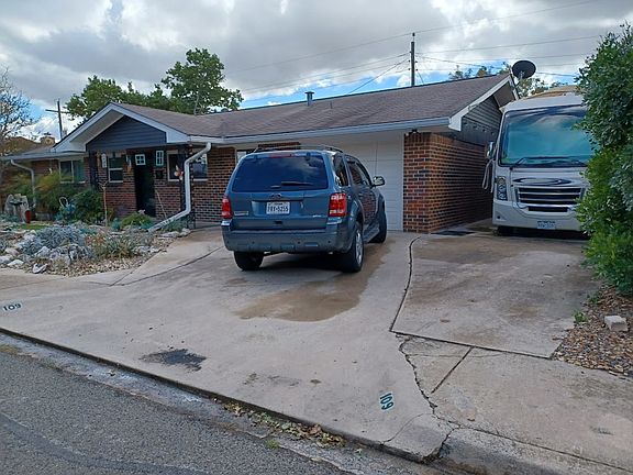 3rd image of 109 Village Dr