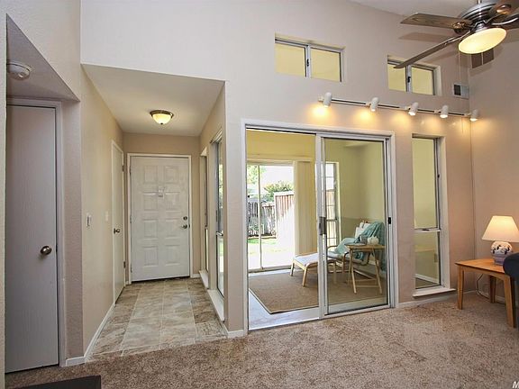 5th image of 3182 Woods Cir