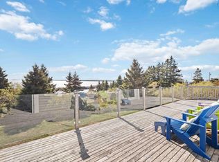157 The Point Rd, Lunenburg, NS B0J 2C0