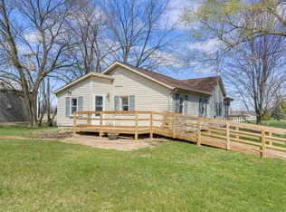 8763 E Backwater Rd, North Webster, IN 46555