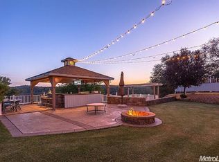 1006 Graceland Pl, Pilot Hill, CA 95664