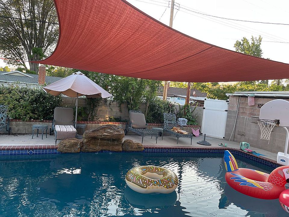 1st image of 8133 Fallbrook Ave