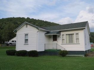 212 Apple St, Weedville, PA 15868
