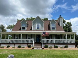 9384 Calhoun Rd, Pinehurst, GA 31070