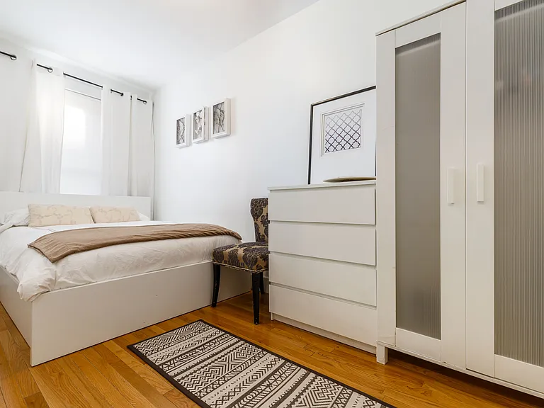 151 Mott St #18 — Photo 4