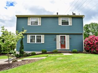 2597 Siesta Dr, Pittsburgh, PA