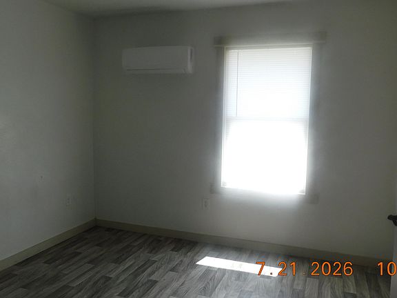 4th image of 425 POST OAK RD