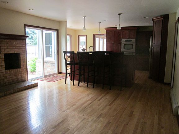 5th image of 3483 Highland Dr