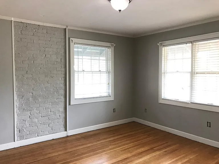 6140 N College Ave — Photo 17