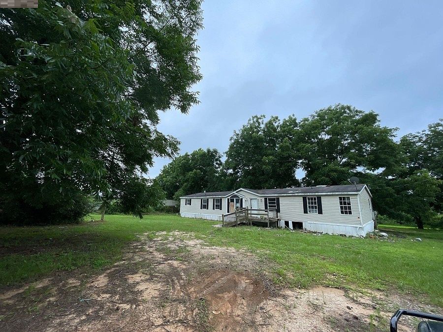 2nd image of 26 McLendon Rd