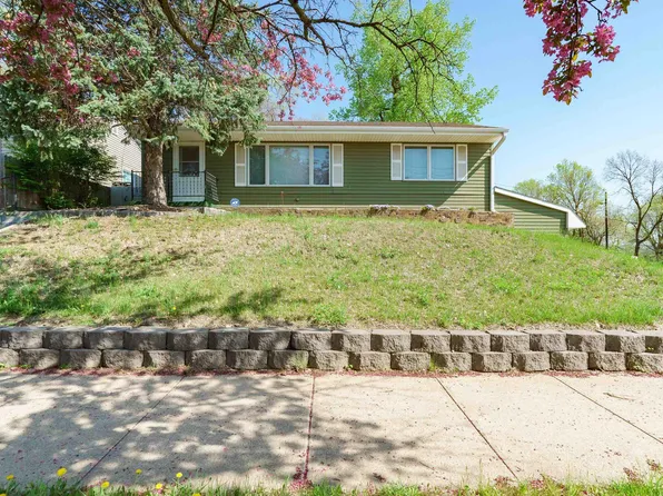 1801 Villa Ave, Sioux City, IA 51103