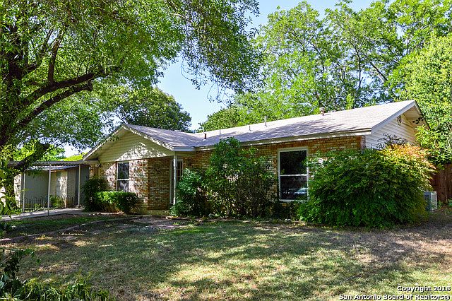 1st image of 10810 Edgecrest Dr