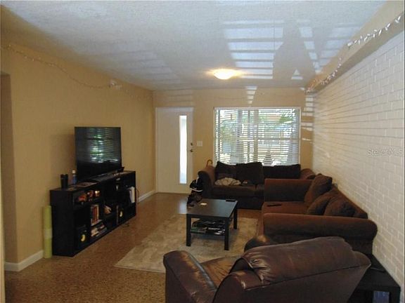 4th image of 212 S Church Ave Unit 103