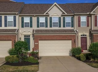 2888 Andover Cir, Willoughby Hills, OH 44092