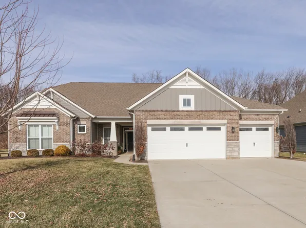 3890 Stonemeadow Dr, Greenwood, IN 46142