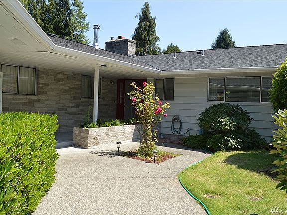 4th image of 11311 Clover Park Dr SW