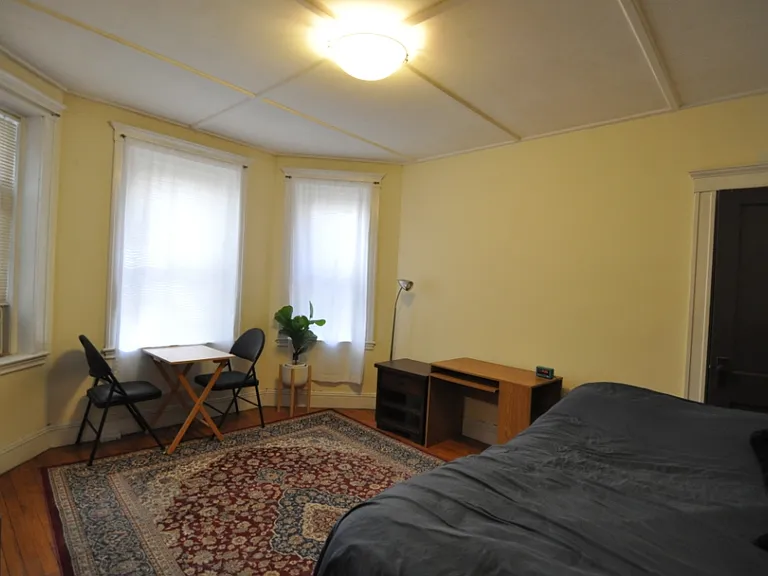 131 Park Dr #11 — Photo 3