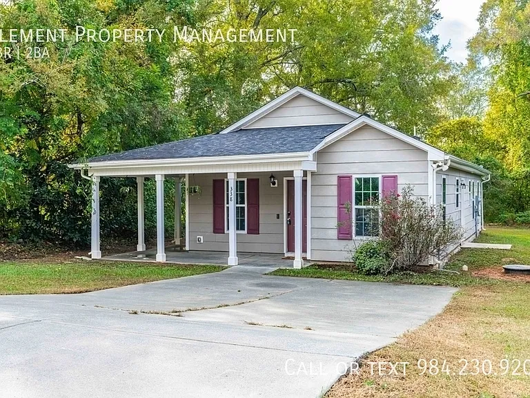 338 E Spring St — Photo 19