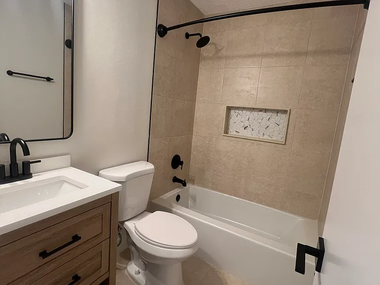 725 Jupiter Blvd NW — Photo 5