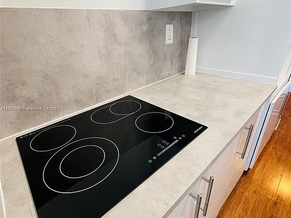 4th image of 1400 Pennsylvania Ave APT 44