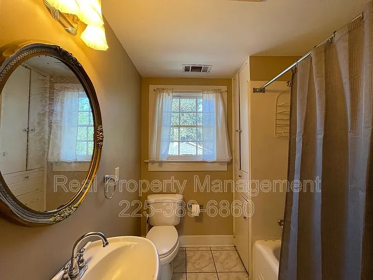 755 Arlington Ave — Photo 20