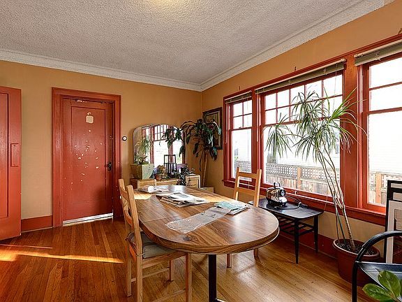 5th image of 4544 Latona Ave NE