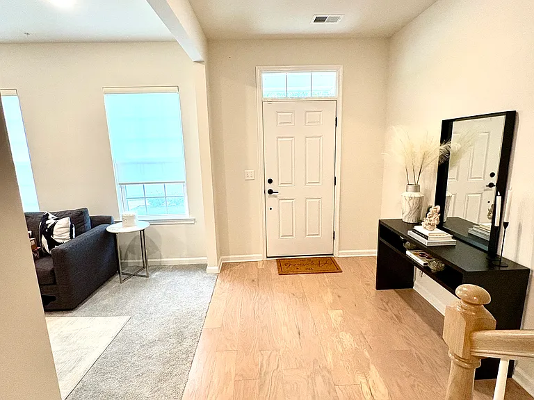 12 Plaza Rd #56 — Photo 13