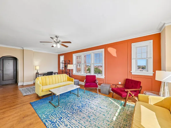 Summit/Hampden Hall, 4404 McPherson Ave #5a70f7b5b, Saint Louis, MO 63108