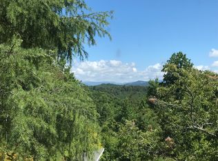 1237 Mile Creek Rd, Pickens, SC 29671