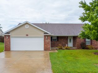 4007 Thornwood Dr, Columbia, MO 65202