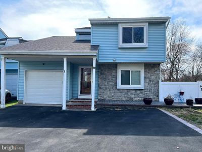 1 Winchester Dr, East Windsor, NJ, 08520