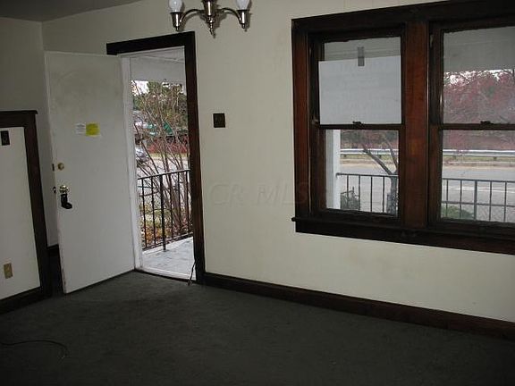 3rd image of 1452 Kingry St