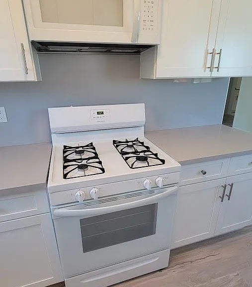 3769 Hughes Ave #7 — Photo 8