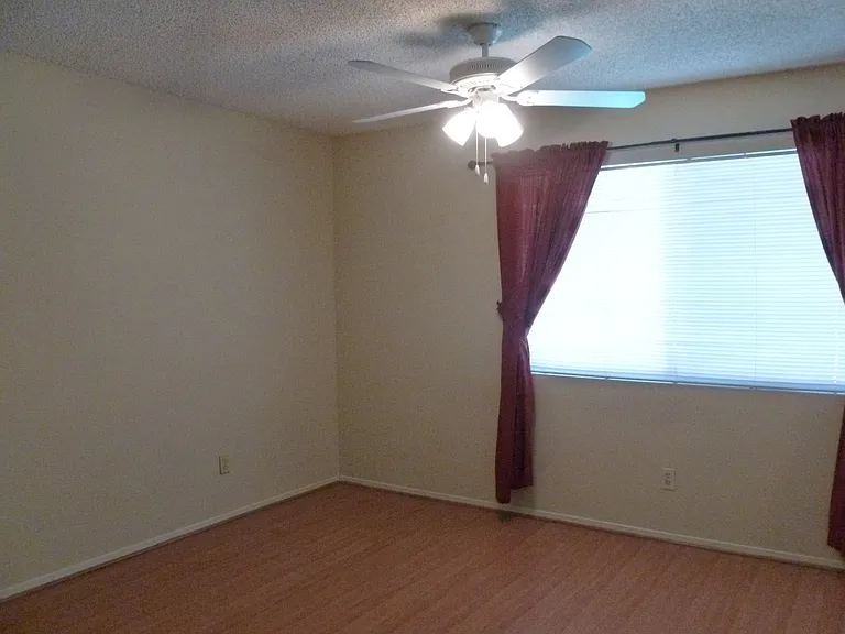 4325 Newcastle Rd — Photo 16