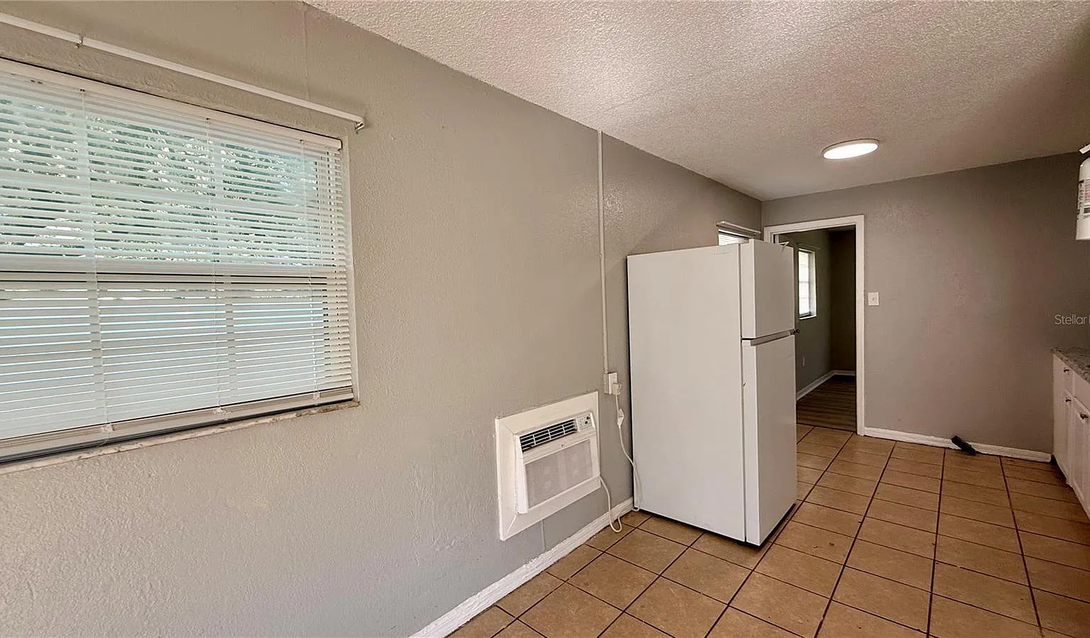 3 bed, 1.0 bath, 1536 sqft, $1,050 — Photo 3