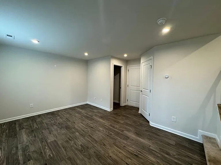 1222 Ashbury St — Photo 4