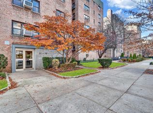 31-70 138 Street #3H, Flushing, NY 11354