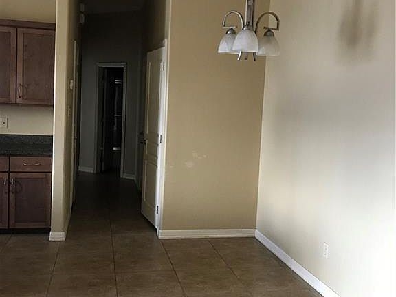 5th image of 2815 Mimosa St APT 6