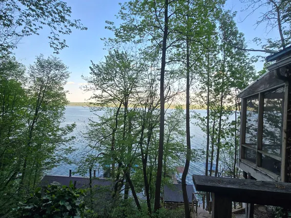 1689 Long Point Beach Rd, Penn Yan, NY 14527